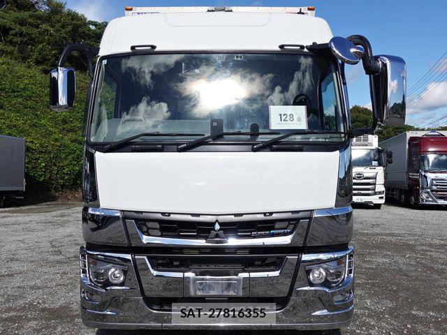 Mitsubishi GREAT 2020-06 8872184-1