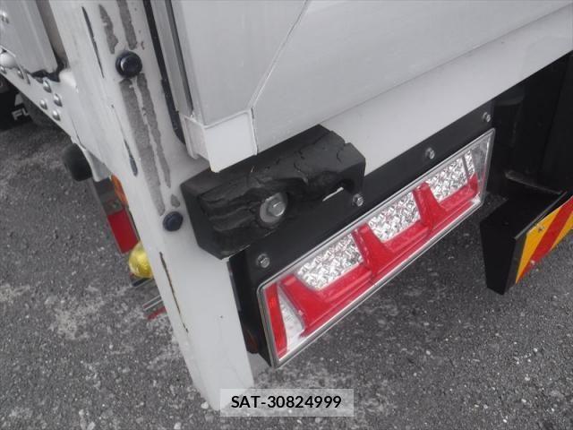 Mitsubishi GREAT 2023-01 8872174-17