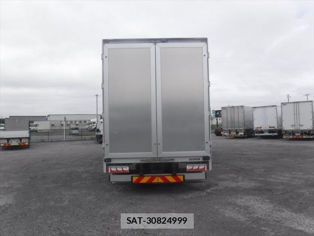 Mitsubishi GREAT 2023-01 8872174-21