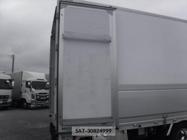 Mitsubishi GREAT 2023-01 8872174-24