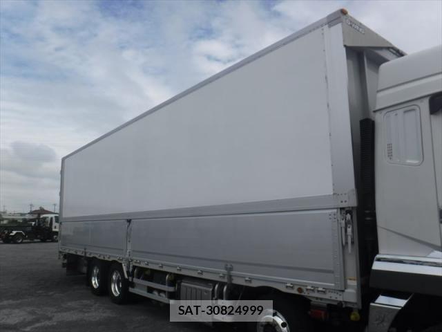 Mitsubishi GREAT 2023-01 8872174-4