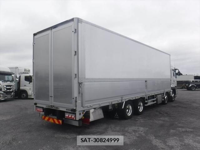 Mitsubishi GREAT 2023-01 8872174-7