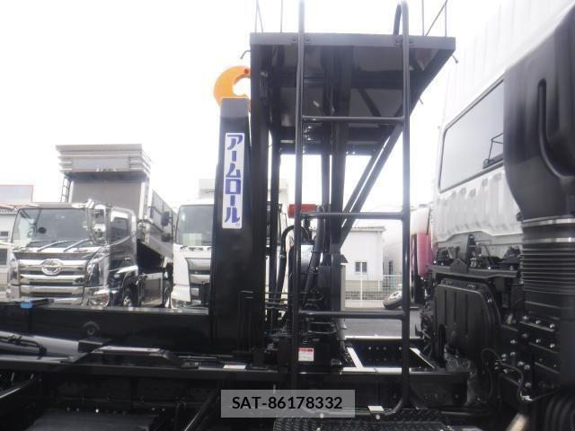Mitsubishi GREAT 2026-05 8872172-10