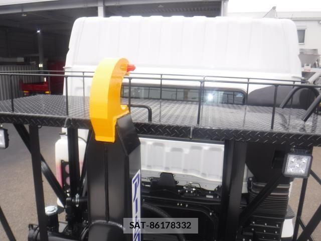 Mitsubishi GREAT 2026-05 8872172-14