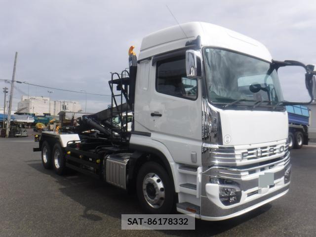 Mitsubishi GREAT 2026-05 8872172-3
