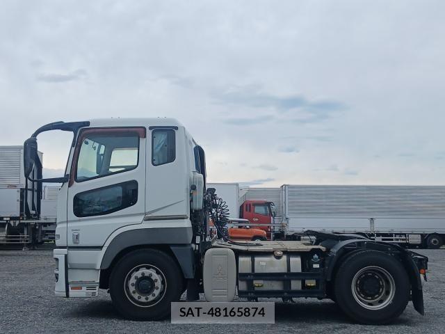 Mitsubishi GREAT 2015-11 8872182-18