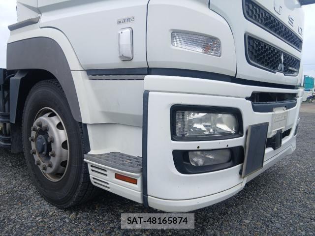Mitsubishi GREAT 2015-11 8872182-20
