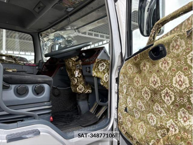 Mitsubishi GREAT 1997-07 8882436-11