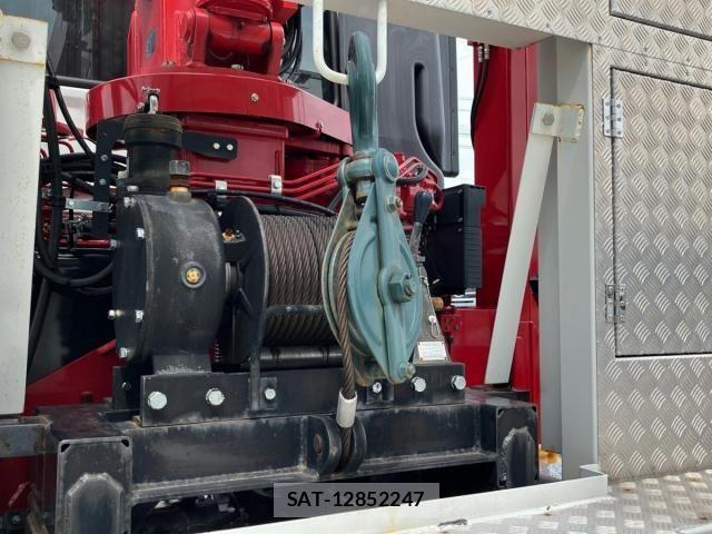 Mitsubishi GREAT 2024-01 8882425-9