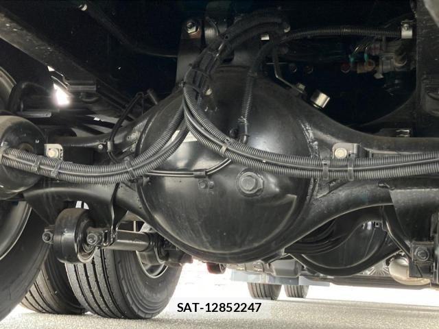 Mitsubishi GREAT 2024-01 8882425-16
