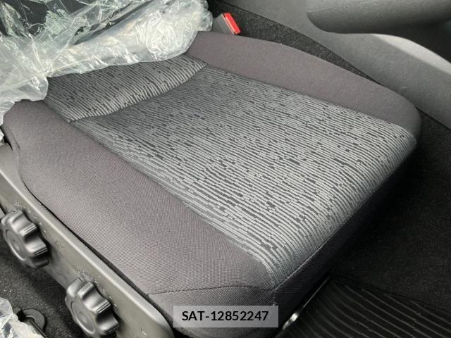 Mitsubishi GREAT 2024-01 8882425-20