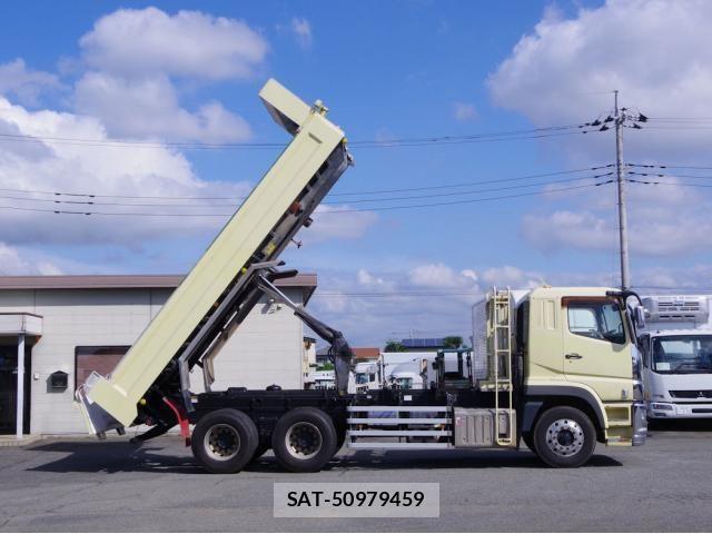 Mitsubishi GREAT 2019-05 8882431-9