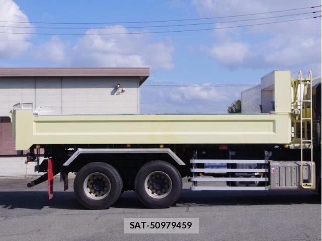 Mitsubishi GREAT 2019-05 8882431-19
