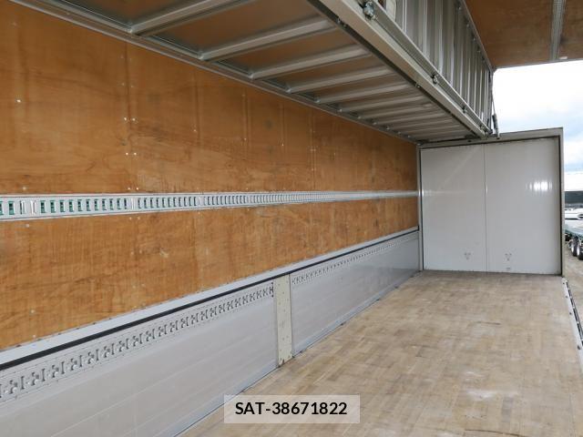 Mitsubishi GREAT 2020-03 8882432-9