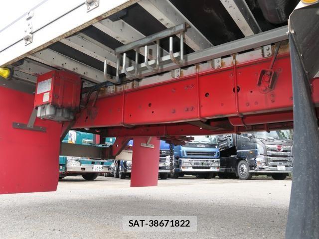 Mitsubishi GREAT 2020-03 8882432-17