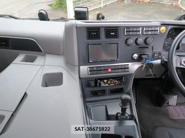 Mitsubishi GREAT 2020-03 8882432-29