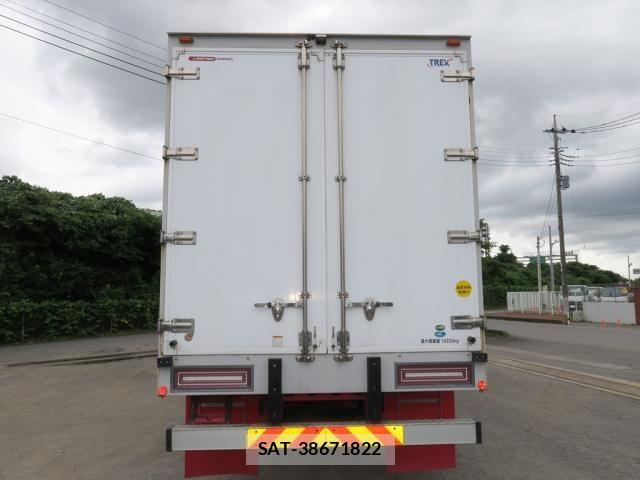 Mitsubishi GREAT 2020-03 8882432-4