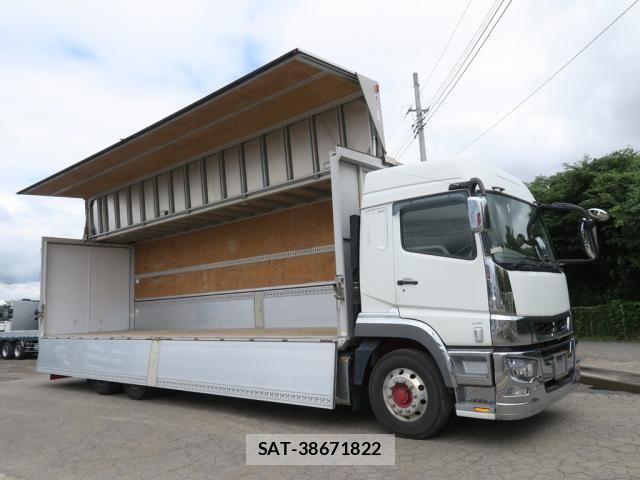 Mitsubishi GREAT 2020-03 8882432-6
