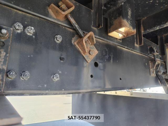 Mitsubishi GREAT 2021-02 8882430-14