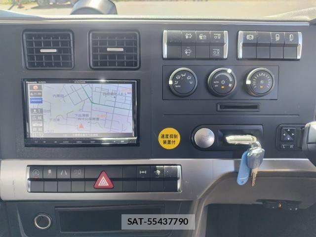Mitsubishi GREAT 2021-02 8882430-23