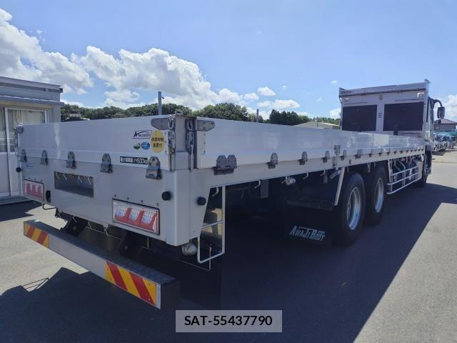 Mitsubishi GREAT 2021-02 8882430-2