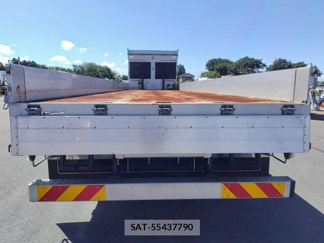 Mitsubishi GREAT 2021-02 8882430-5