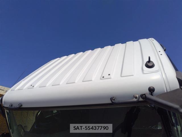 Mitsubishi GREAT 2021-02 8882430-8