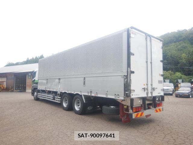 Mitsubishi GREAT 2020-05 8882433-4