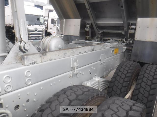 Mitsubishi GREAT 2021-02 8882429-10