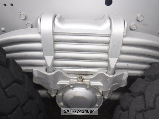Mitsubishi GREAT 2021-02 8882429-16