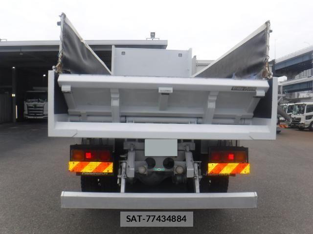 Mitsubishi GREAT 2021-02 8882429-6