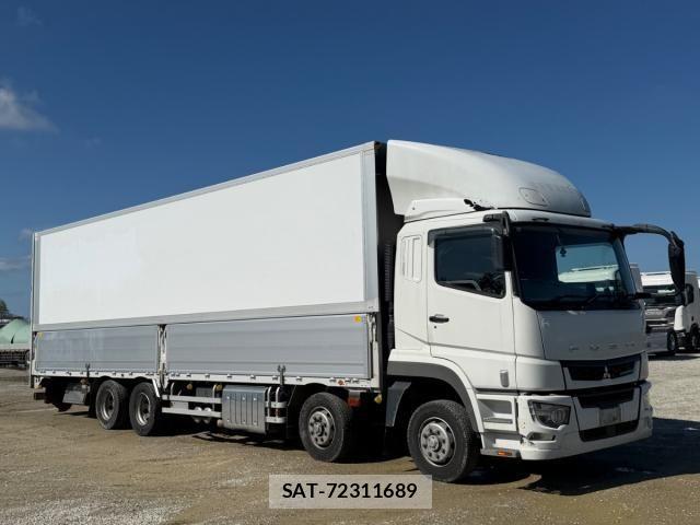 Mitsubishi GREAT 2019-01 8882435-12