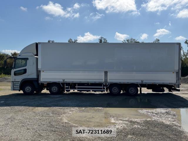 Mitsubishi GREAT 2019-01 8882435-8