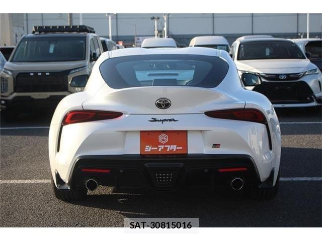 Toyota SUPRA 2021-01 6817469-11