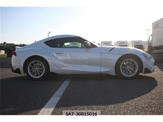 Toyota SUPRA 2021-01 6817469-13