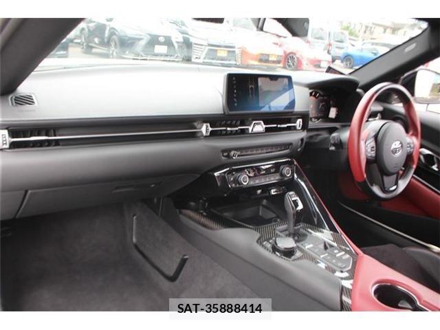 Toyota SUPRA 2020-03 8210483-15