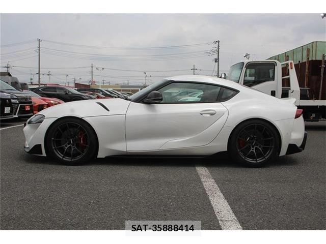 Toyota SUPRA 2020-03 8210483-7