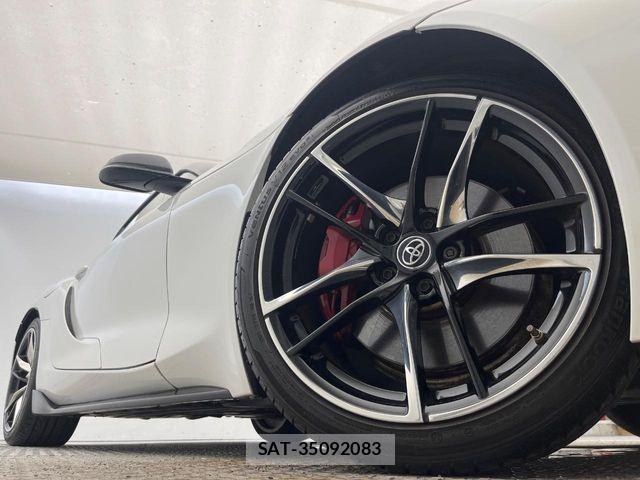 Toyota SUPRA 2020-04 8232007-11