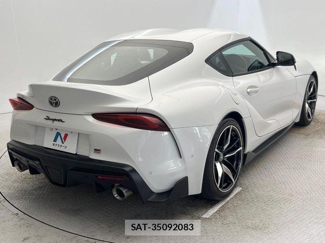 Toyota SUPRA 2020-04 8232007-17