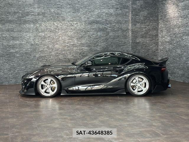 Toyota SUPRA 2020-01 8355693-24
