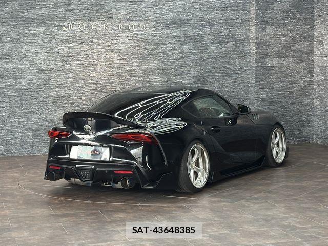 Toyota SUPRA 2020-01 8355693-2