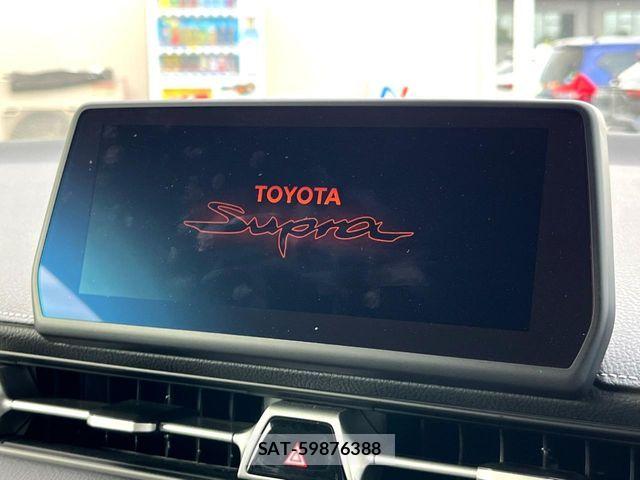 Toyota SUPRA 2023-04 8666989-6