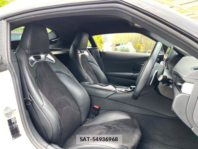 Toyota SUPRA 2020-02 8850774-8
