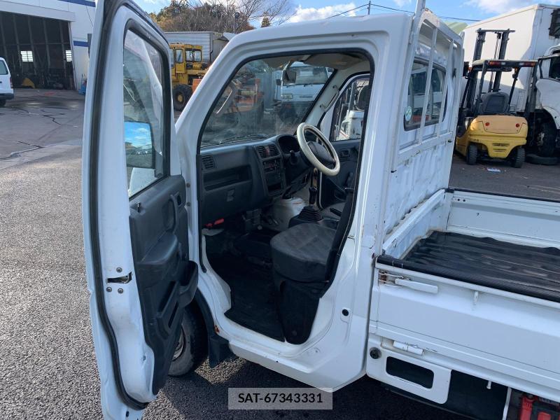 Suzuki CARRY TRUCK 2006-01 523601-9