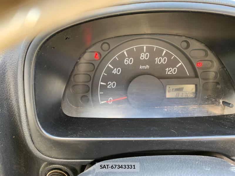 Suzuki CARRY TRUCK 2006-01 523601-12