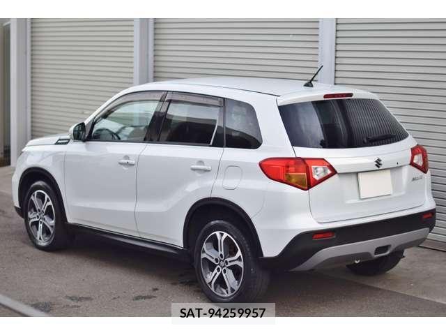 Suzuki ESCUDO 2015-12 7252481-2