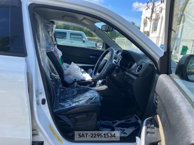 Suzuki ESCUDO 2016-02 7562938-20