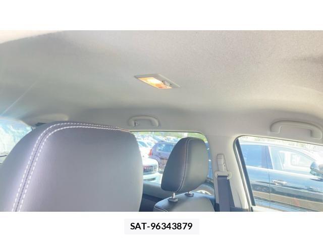 Suzuki ESCUDO 2016-11 8415223-14
