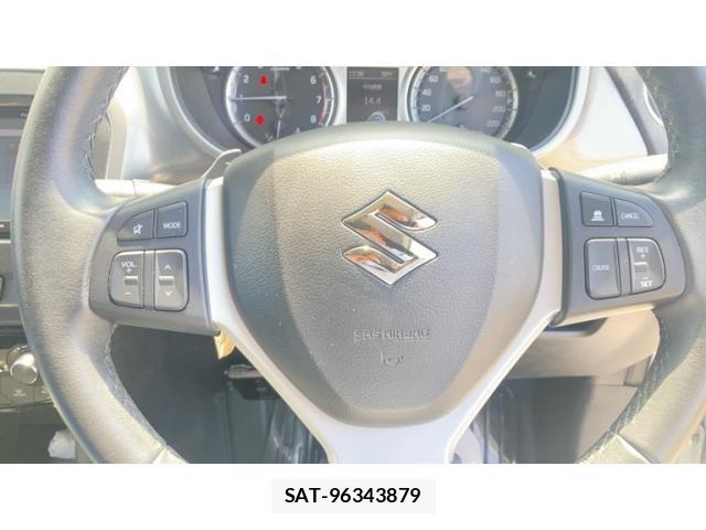 Suzuki ESCUDO 2016-11 8415223-16