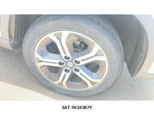 Suzuki ESCUDO 2016-11 8415223-4